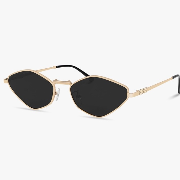 Designer style oval Black and Gold Sunglasses - Picture 1 of 5